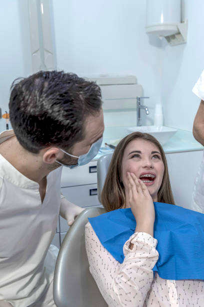 Best Mobile Emergency Dentist in Zephyrhills North, FL